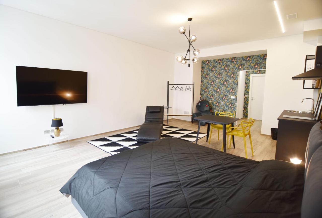 Roma 141 Apartman Fossano Kültér fotó